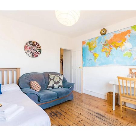 Central London Shared Apartment ภายนอก รูปภาพ