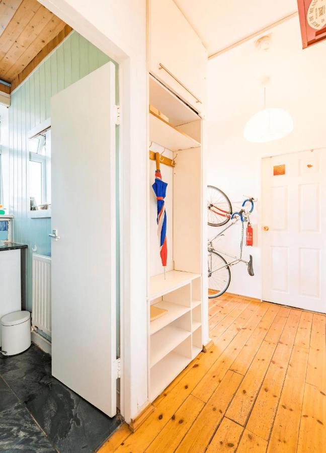 Central London Shared Apartment ภายนอก รูปภาพ